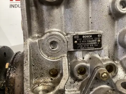 BOSCH FUEL PUMP 0402648879 USED - Thumb image 3