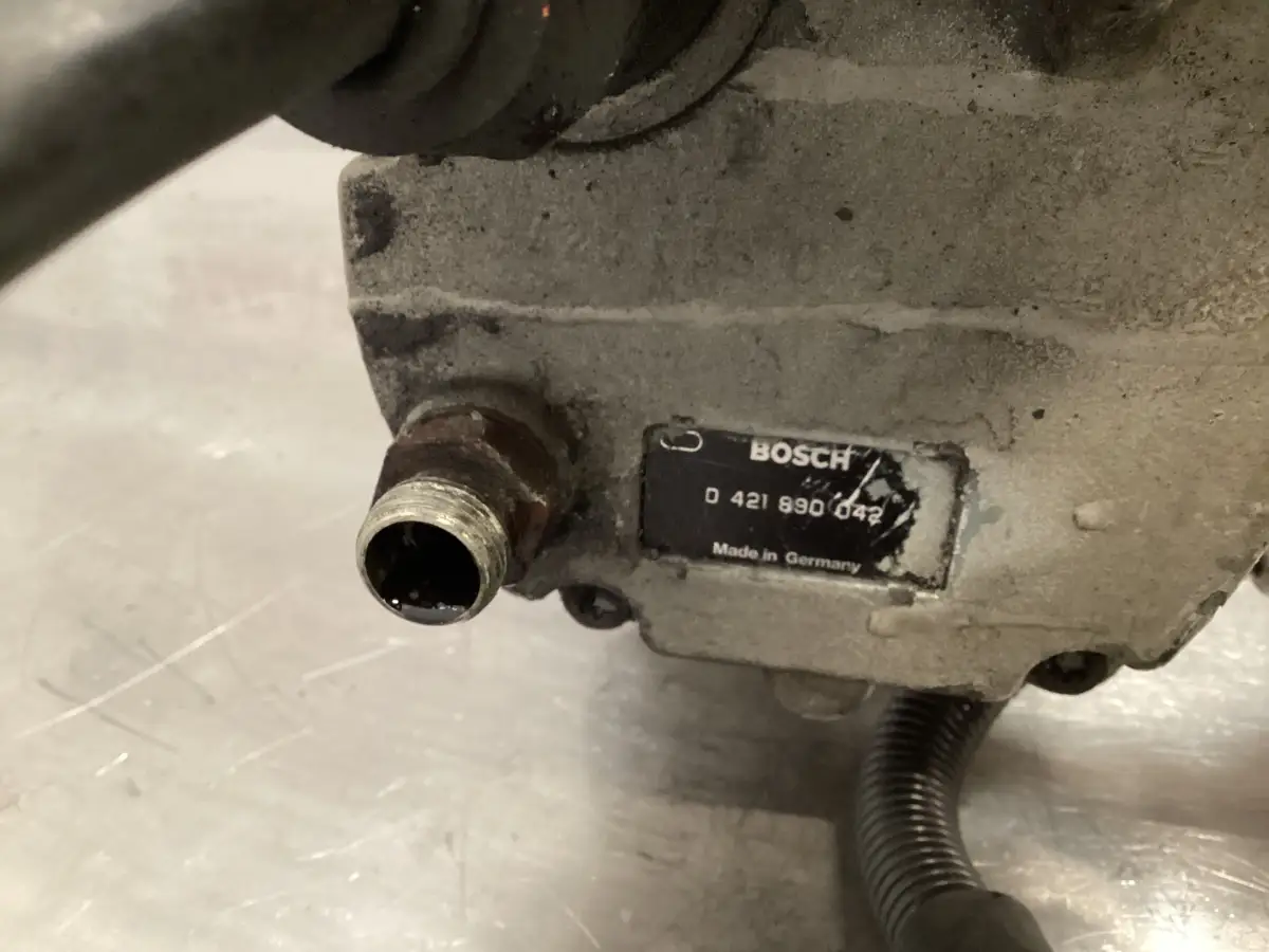 BOSCH FUEL PUMP 0402796824 USED - Picture 3