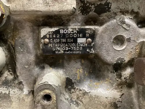 BOSCH FUEL PUMP 0402796824 USED - Thumb image 4