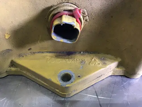 CATERPILLAR ZWISCHENSTÜCK DECKEL 1069488 GEBRAUCHT – Vorschaubild 2