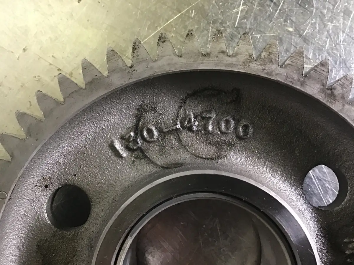 CATERPILLAR INTERMEDIATE GEAR 1304700 USED - Picture 2