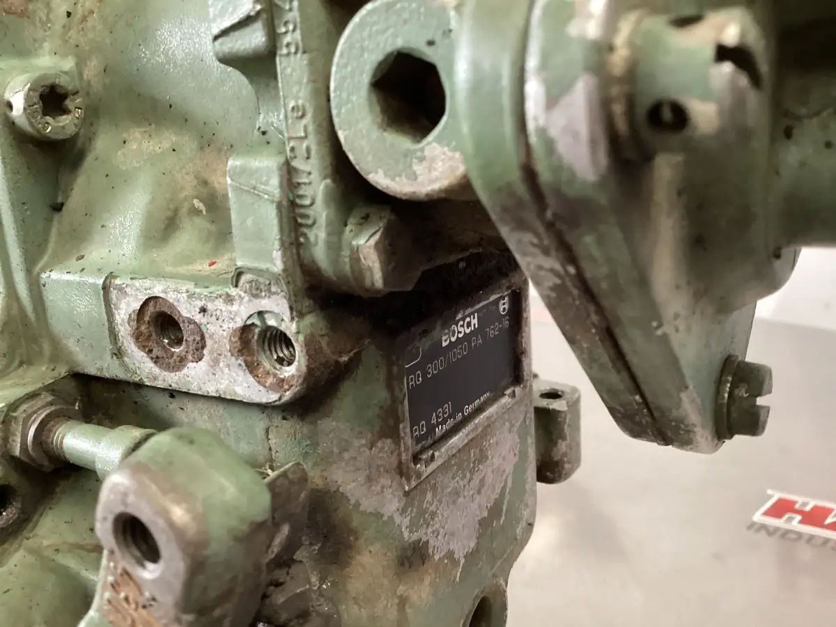 BOSCH KRAFTSTOFFPUMPE 0402648817 GEBRAUCHT – Bild 2