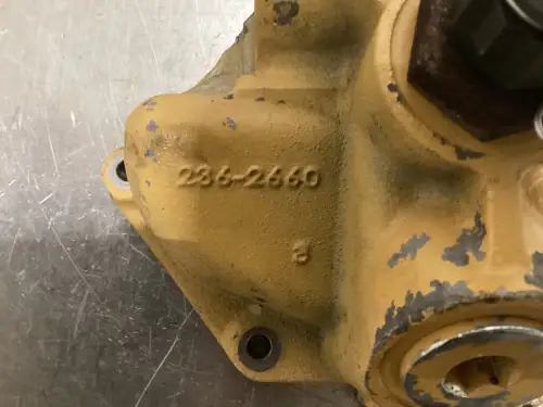 CATERPILLAR OIL COOLER HOUSING 2362660 USED - Thumb image 2