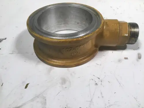 CATERPILLAR ÖLFILTER ADAPTER 1025829 GEBRAUCHT – Vorschaubild 1