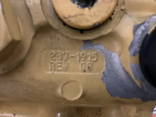 CATERPILLAR FUEL FILTER HOUSING 2371915 USED - Thumb image 2