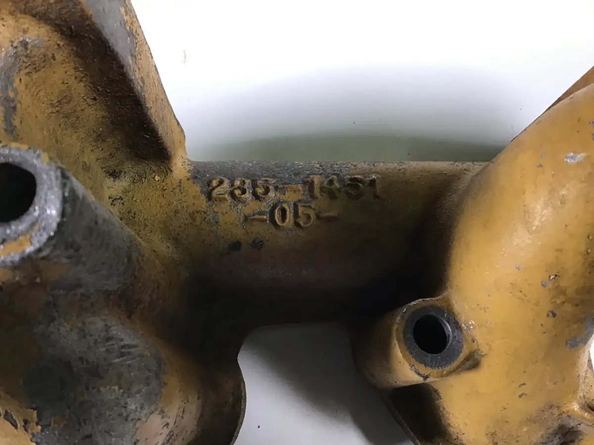 CATERPILLAR OIL LINE 2351451 USED - Picture 2
