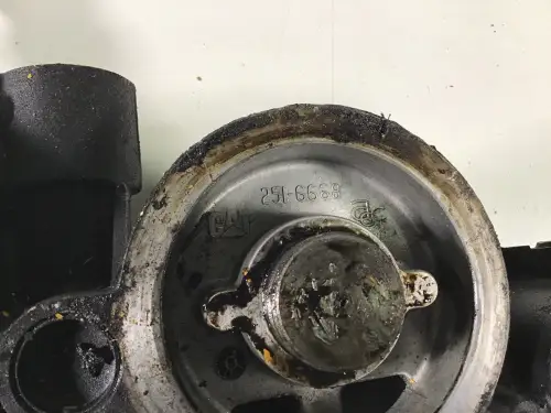 CATERPILLAR OIL FILTER HOUSING 2516668 USED - Thumb image 2
