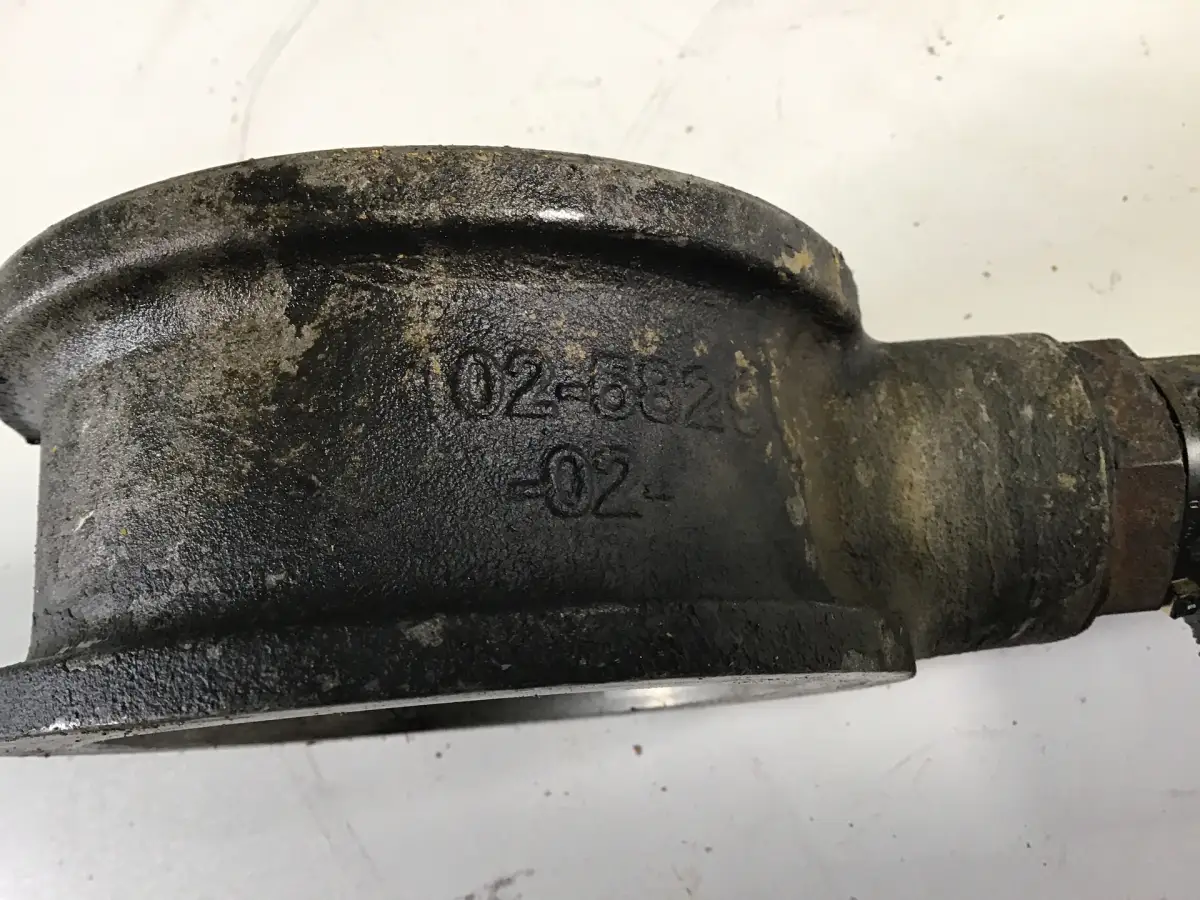 CATERPILLAR OIL FILTER ADAPTER 1025829 USED - Picture 2