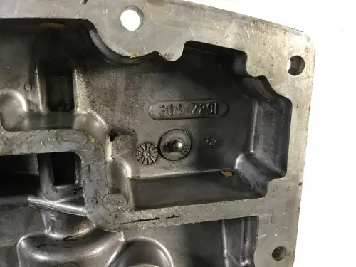 CATERPILLAR ÖLFILTERGEHÄUSE 2097291 GEBRAUCHT – Vorschaubild 2