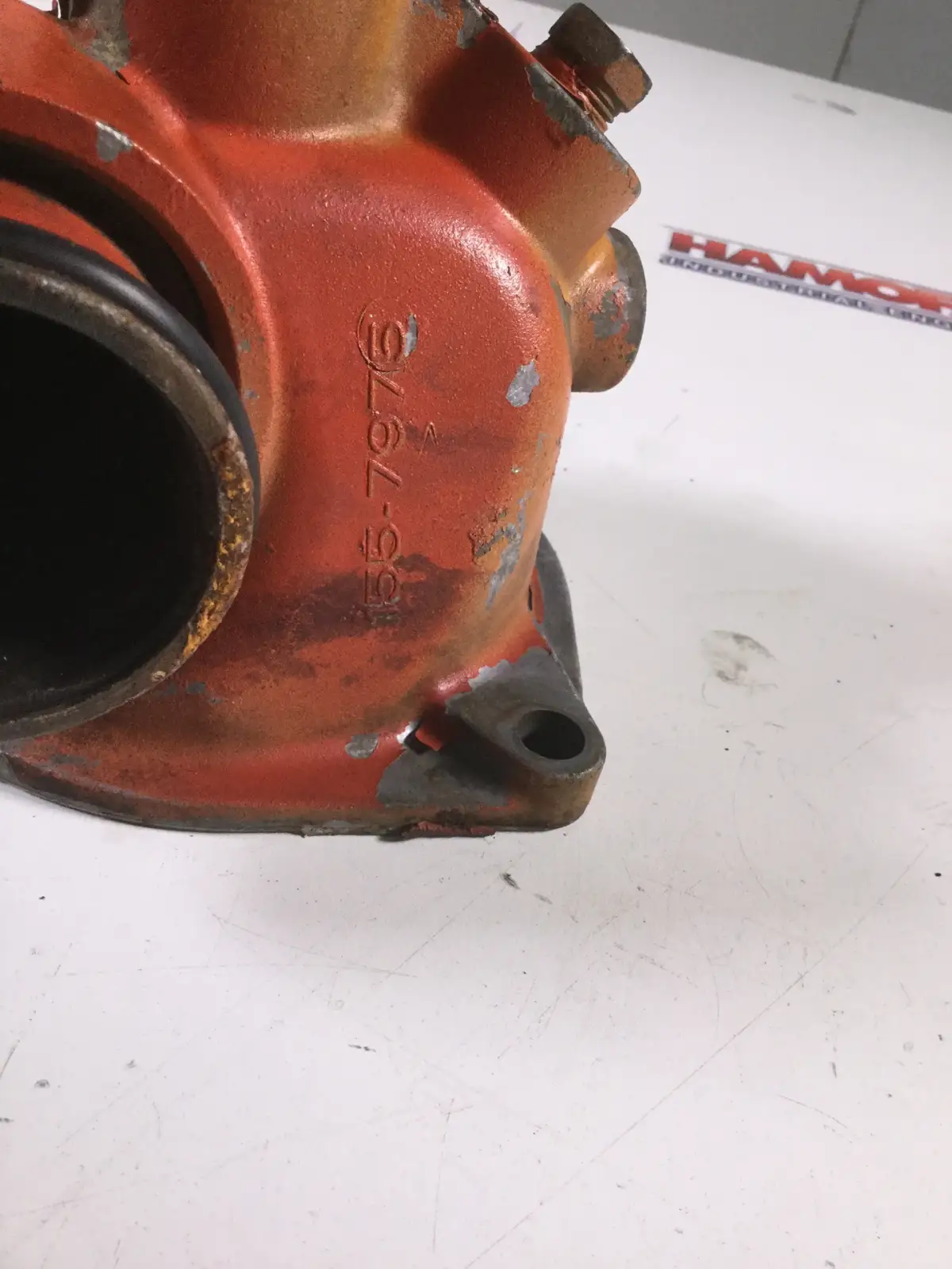 CATERPILLAR OIL COOLER COVER 1557975 USED - Picture 2