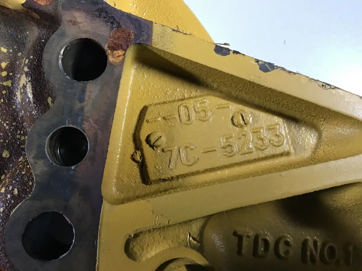 CATERPILLAR FLYWHEEL HOUSING 7C5233 USED - Picture 2