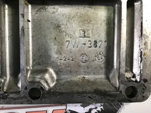 CATERPILLAR VALVE COVER 7W3871 USED - Thumb image 2