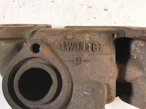 CATERPILLAR OIL COOLER HOUSING 1W1116 USED - Thumb image 2