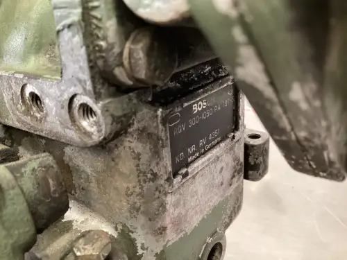 BOSCH FUEL PUMP 0402648845 USED - Thumb image 2