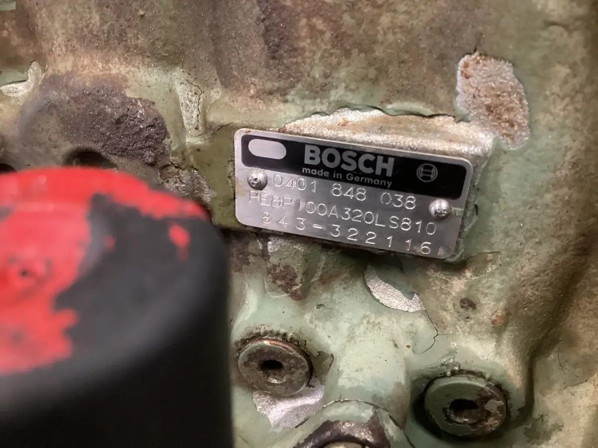 BOSCH FUEL PUMP 0401848038 USED - Picture 3