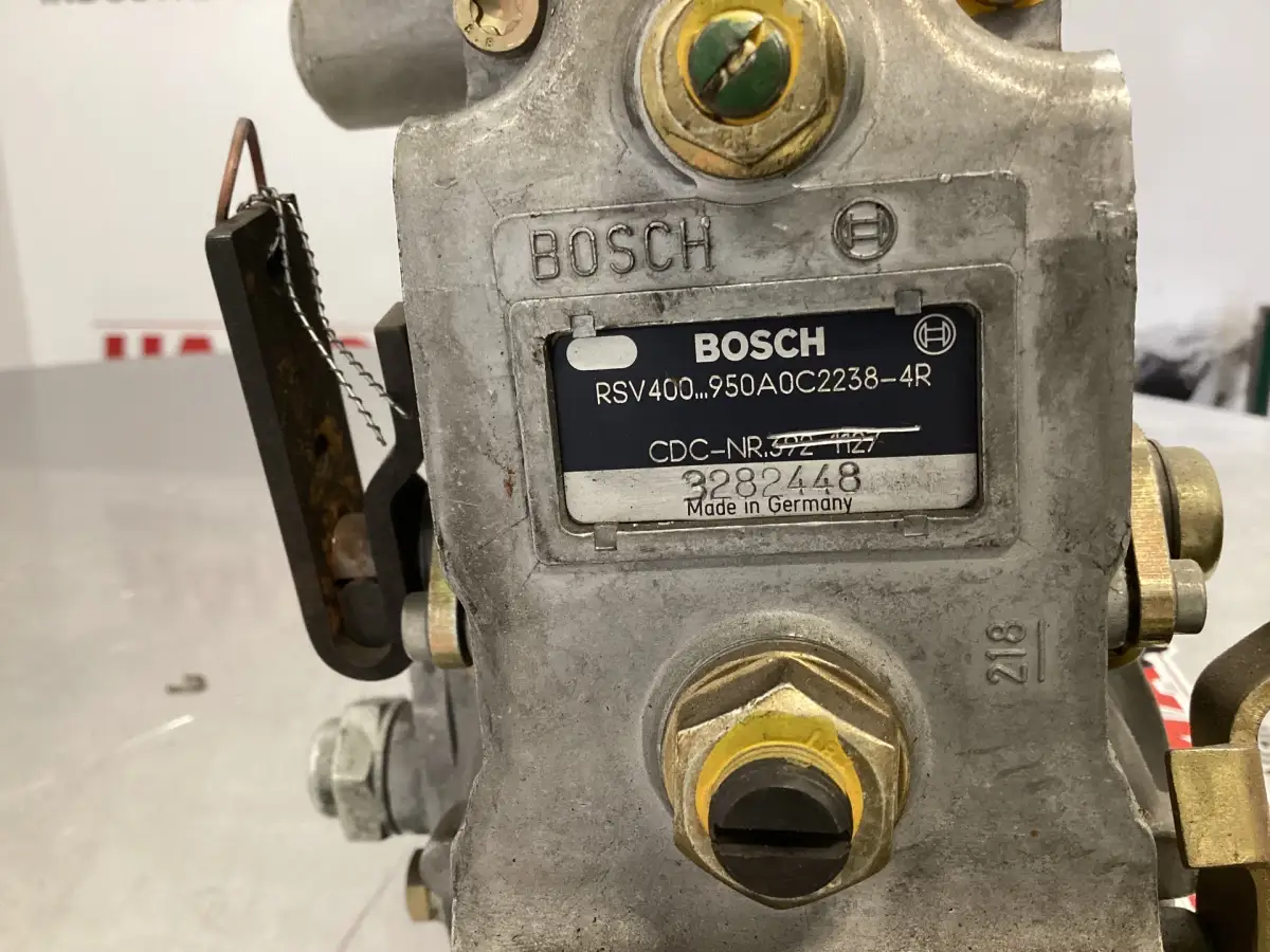 BOSCH KRAFTSTOFFPUMPE 0400866198 GEBRAUCHT – Bild 2