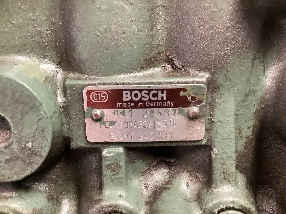 BOSCH FUEL PUMP 0401848038 USED - Picture 3