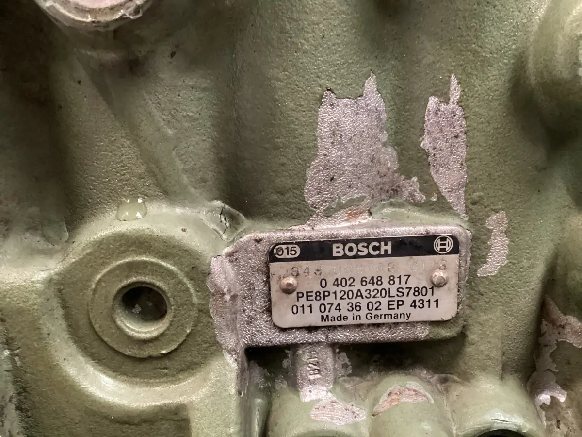 BOSCH FUEL PUMP 0402648817 USED - Picture 4