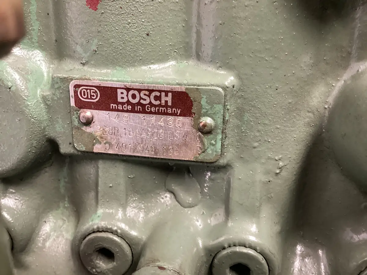 BOSCH FUEL PUMP 0401848038 USED - Picture 3