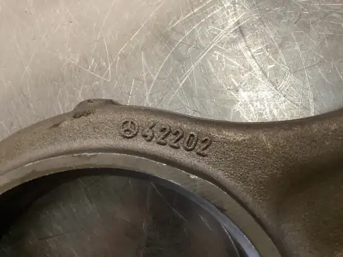 MERCEDES 42202 GEBRAUCHTE KOLBENSTANGE – Vorschaubild 2