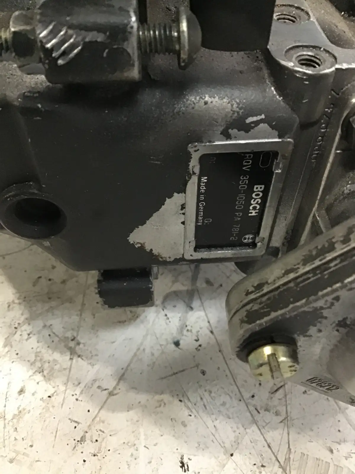 POMPE À CARBURANT BOSCH 0402640836 D'OCCASION - Image 2