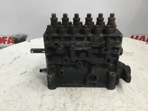 POMPE À CARBURANT BOSCH 0402896015 D'OCCASION
