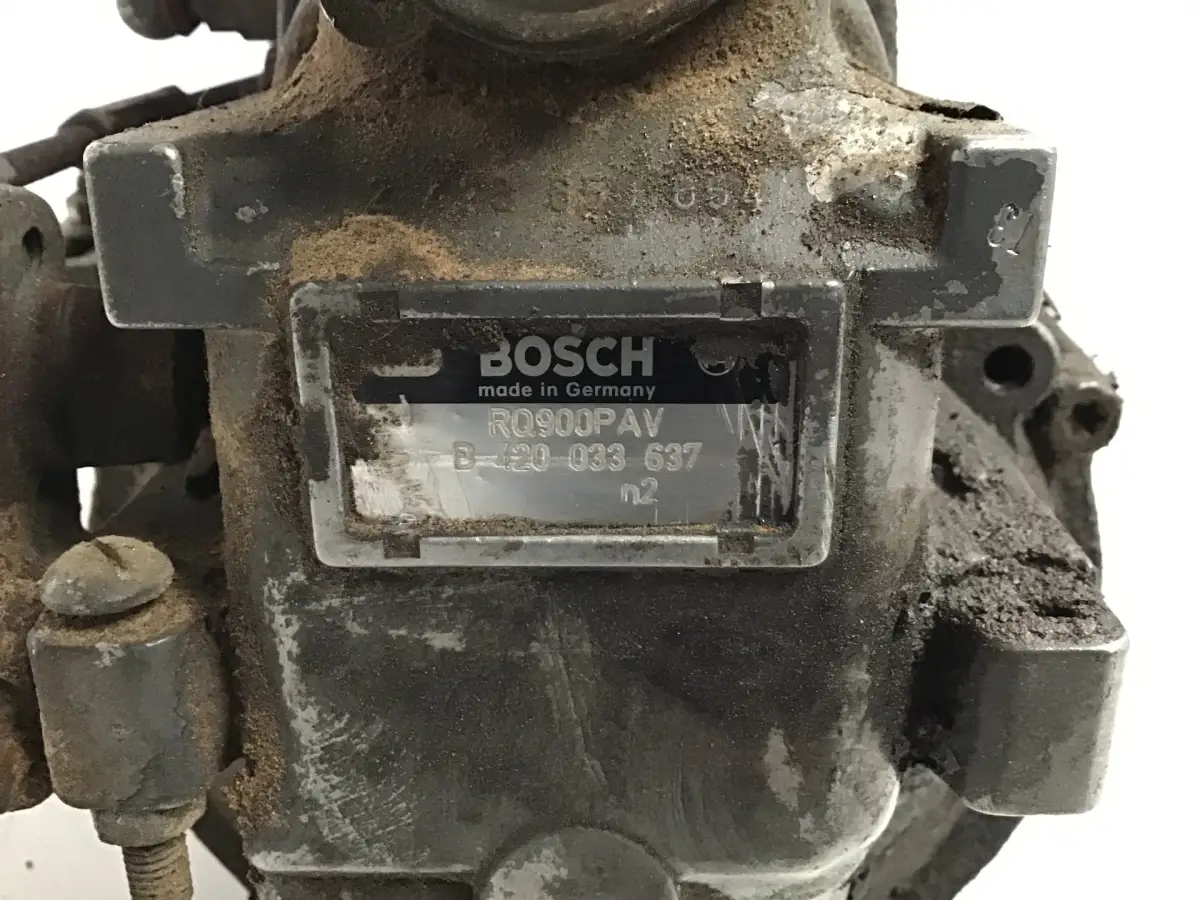 POMPE À CARBURANT BOSCH 0402646739 D'OCCASION - Image 4