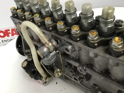 POMPE À CARBURANT BOSCH 0402670818 D'OCCASION