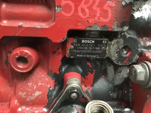 POMPE D'INJECTION BOSCH 0402036736 UTILISÉE - Miniature 2