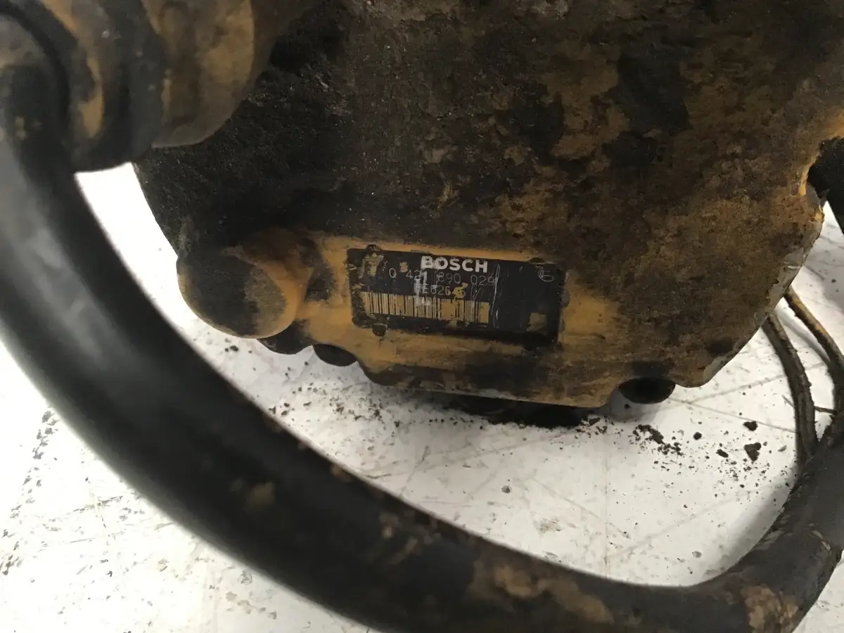BOSCH FUEL PUMP 0402196707 USED - Picture 3
