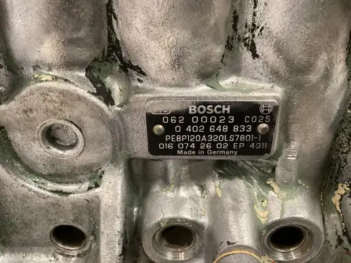 POMPE À CARBURANT BOSCH 0402648833 UTILISÉE - Miniature 3