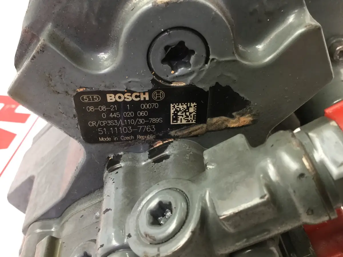 POMPE BOSCH COMMON RAIL 0445020060 D'OCCASION - Image 3
