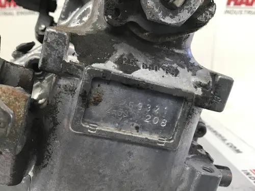 POMPE À CARBURANT BOSCH 0402646778 D'OCCASION - Miniature 2