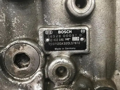 POMPE À CARBURANT BOSCH 0402646778 D'OCCASION - Miniature 4