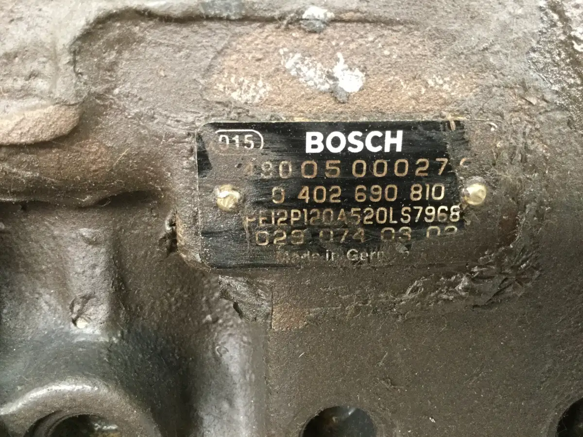 BOSCH FUEL PUMP 0402690810 USED - Picture 3