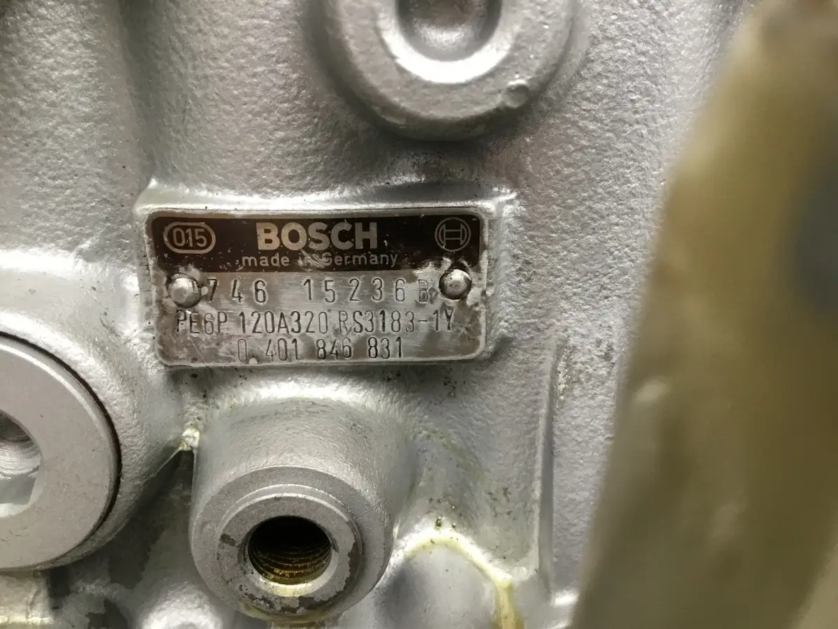 BOSCH FUEL PUMP 0401846831 USED - Picture 3