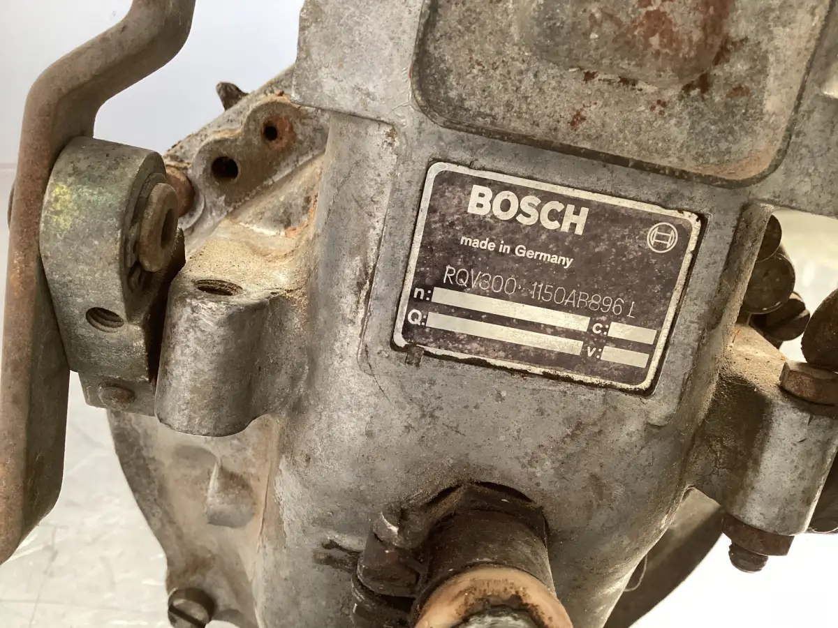POMPE À CARBURANT BOSCH USAGÉE 0400640079 - Image 2