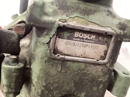 BOSCH POMPE À CARBURANT 0401846261 D'OCCASION - Miniature 2