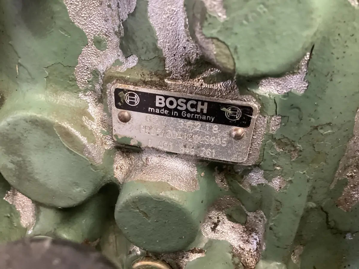 BOSCH FUEL PUMP 0401846261 USED - Picture 3