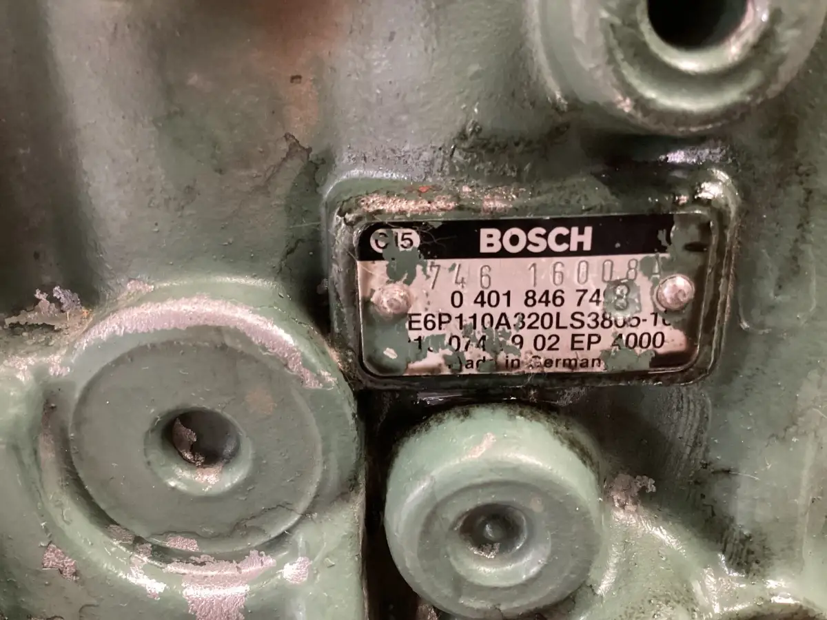 BOSCH KRAFTSTOFFPUMPE 0401846748 GEBRAUCHT – Bild 3