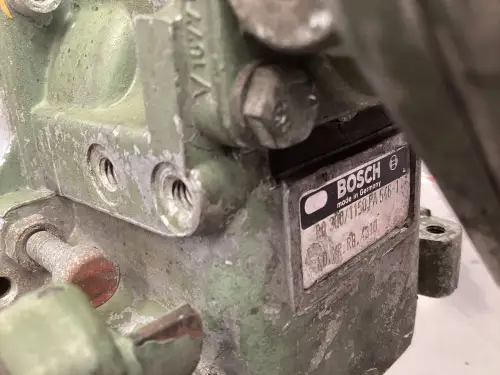 BOSCH FUEL PUMP 0401848753 USED - Thumb image 2
