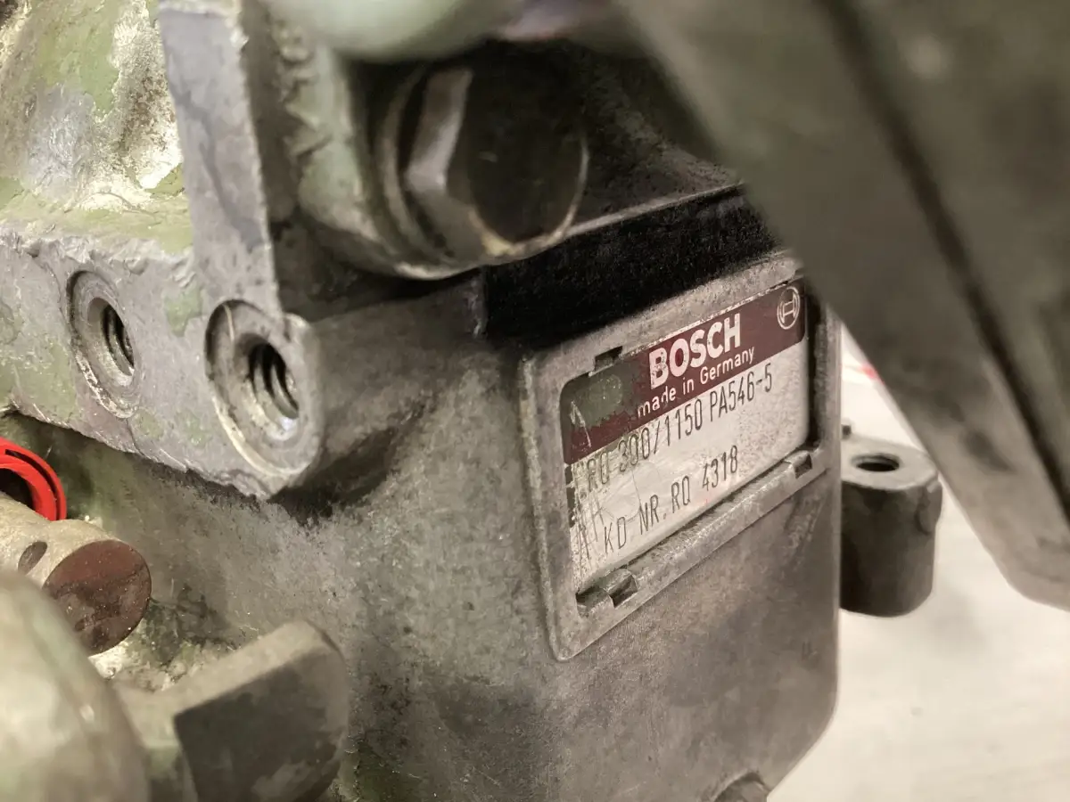 BOSCH FUEL PUMP 0401848761 USED - Picture 2