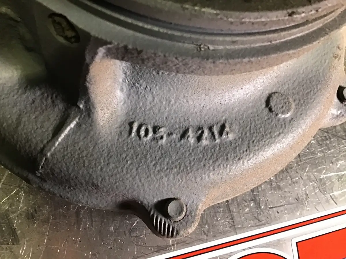 CATERPILLAR WATER PUMP HOUSING 1054214 USED - Picture 2
