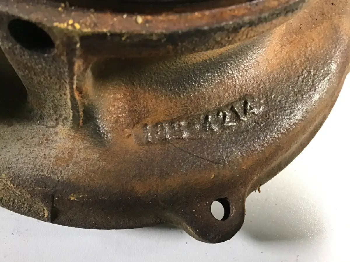 CATERPILLAR WATER PUMP HOUSING 1054214 USED - Picture 3
