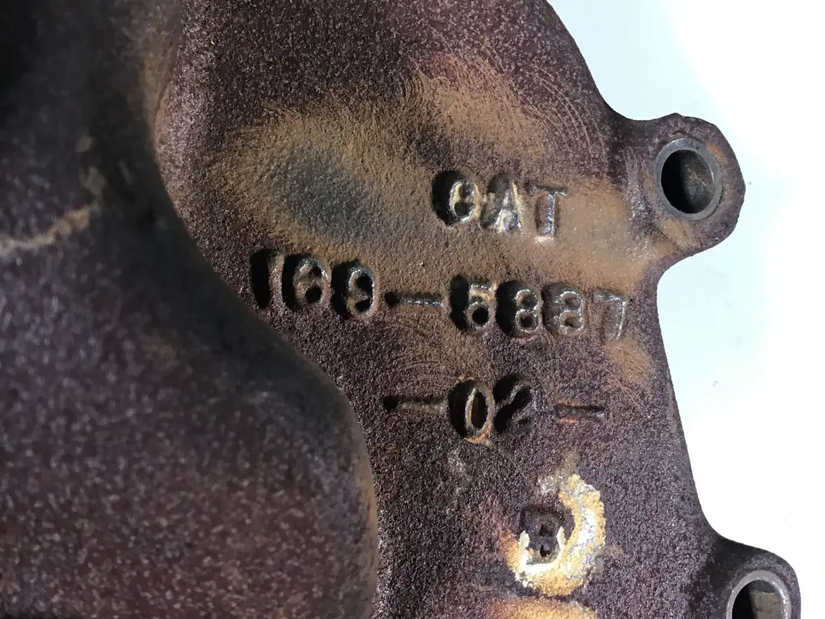 CATERPILLAR THERMOSTAT HOUSING 1695887 USED - Picture 2