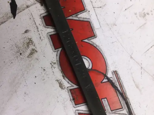 CATERPILLAR OIL DIPSTICK 1260129 USED - Thumb image 2