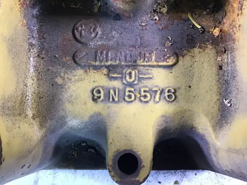 CATERPILLAR DISTRIBUTION COVER 9N5576 USED - Thumb image 2