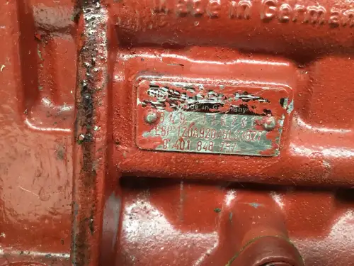 POMPE À CARBURANT BOSCH 0401848757 D'OCCASION - Miniature 4