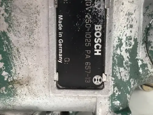 BOSCH FUEL PUMP 0401846529 USED - Thumb image 2