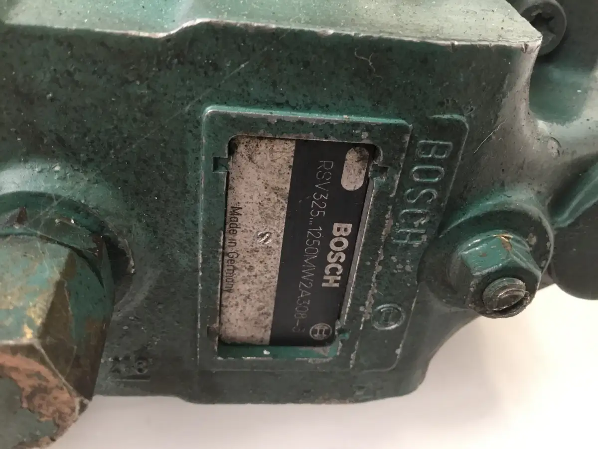 POMPE À CARBURANT BOSCH 0403476048 D'OCCASION - Image 2